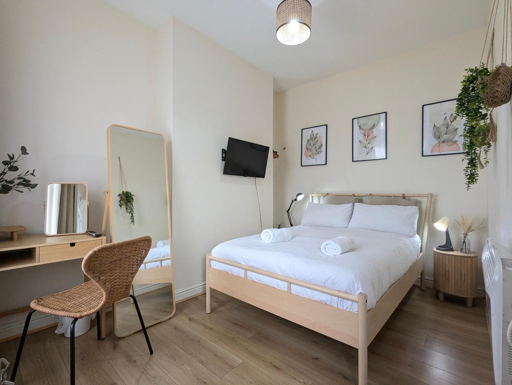 Guest Rooms In Anfiled Near Stadium, Free Parking Liverpool Bagian luar foto
